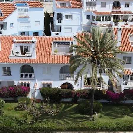 Sea View With Sauna And Pool In Holiday home *